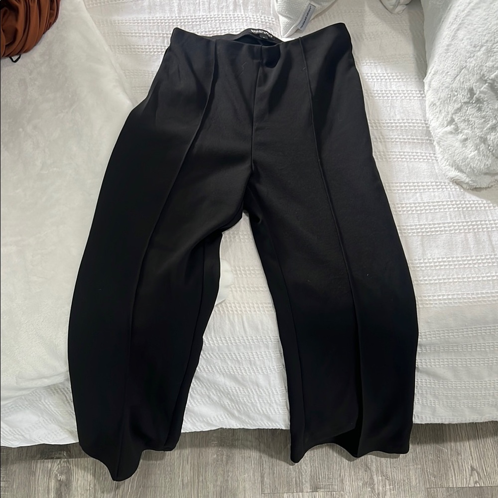 Stylish Black Wide-Leg Pants